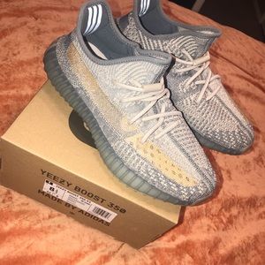 Yeezy boost 350 V2